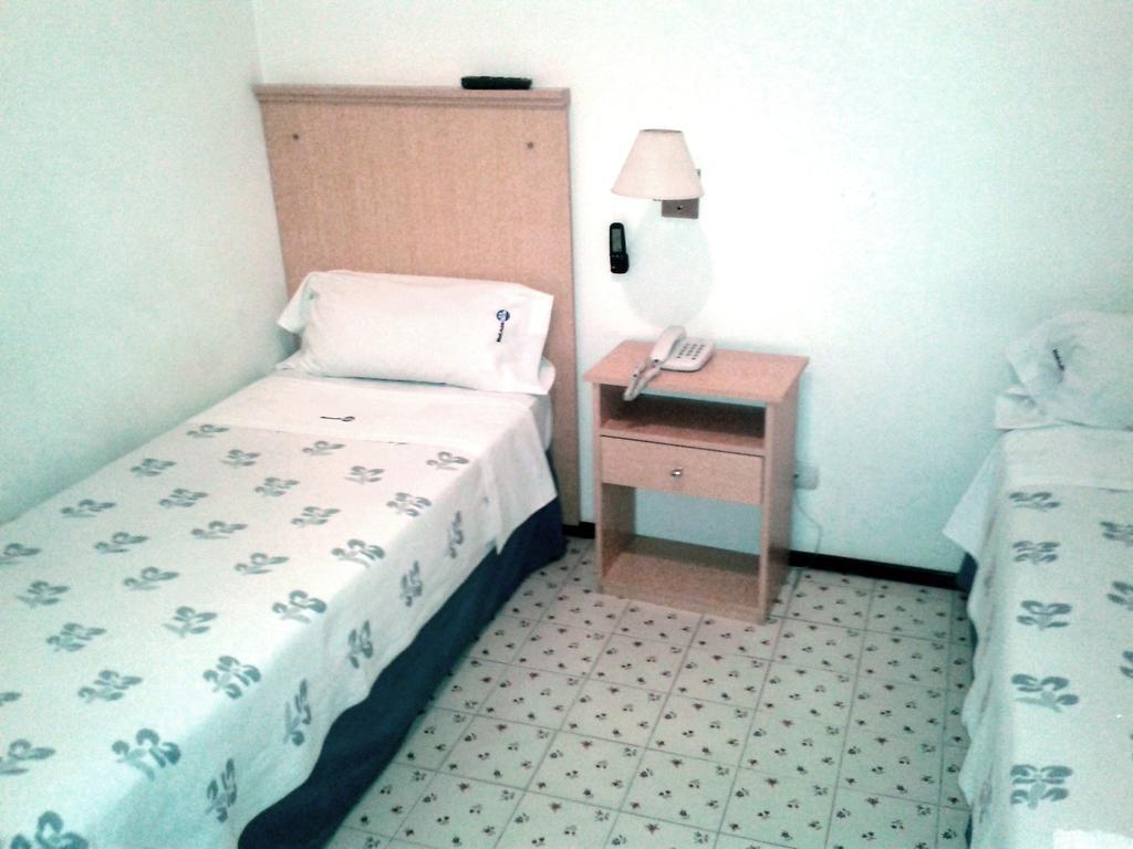 Mari Plaza Hotel - Buenos Aires — Fotos 2